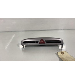 Bouton de warning PEUGEOT 308 1 Photo n°1