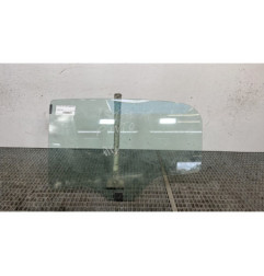 Vitre arriere gauche FIAT GRANDE PUNTO Photo n°1