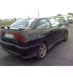 Vitre avant gauche SEAT CORDOBA 1