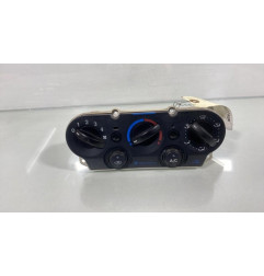 Commande chauffage FORD FIESTA 5 Photo n°1