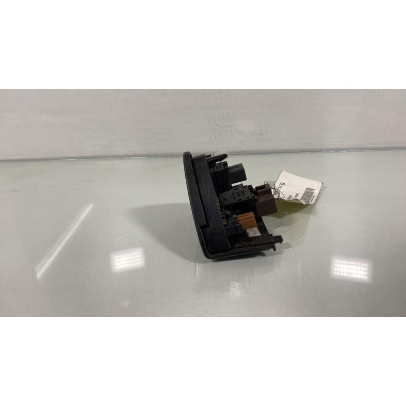 Bouton de warning RENAULT KOLEOS 1 Photo n°2
