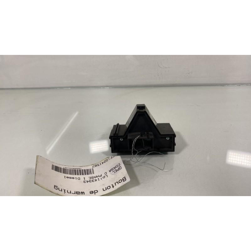 Bouton de warning OPEL CORSA D Photo n°3