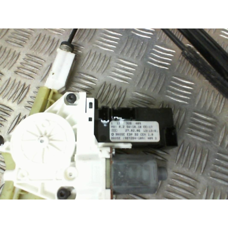 Leve vitre electrique avant droit CITROEN C6 Photo n°2