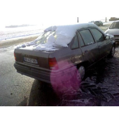 Optique avant secondaire gauche (feux)(clignotant) OPEL KADETT E