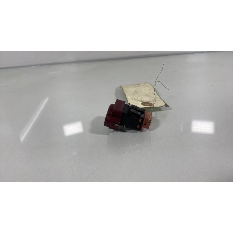 Bouton de warning CITROEN C4 1 Photo n°2
