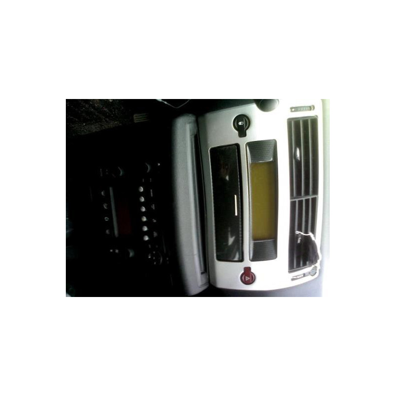 Bouton de warning CITROEN C4 1 Photo n°9