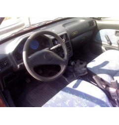 Pare choc avant PEUGEOT 106