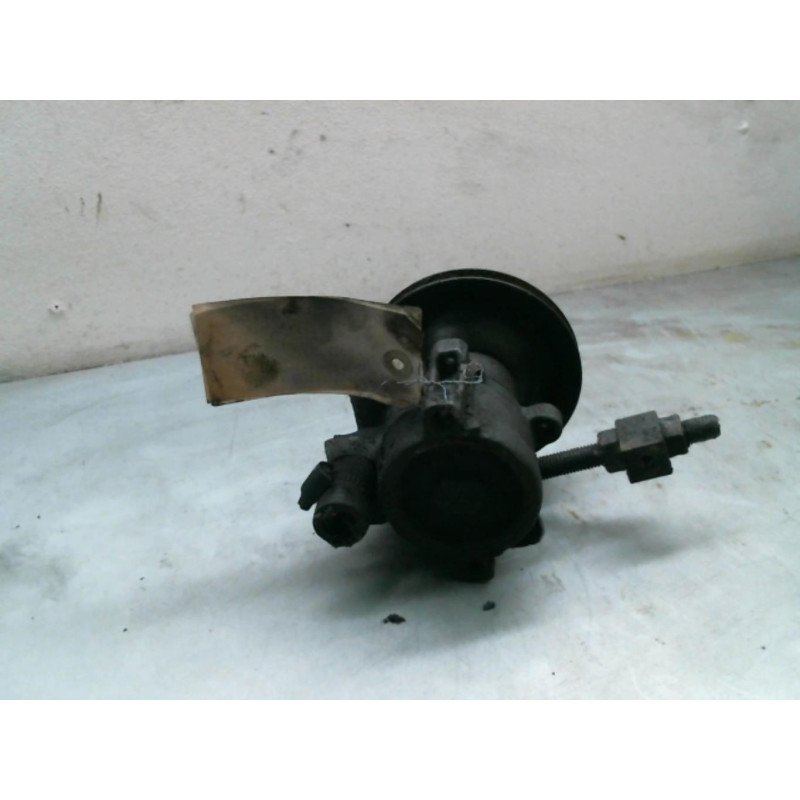 Pompe de direction OPEL ASTRA G Photo n°3