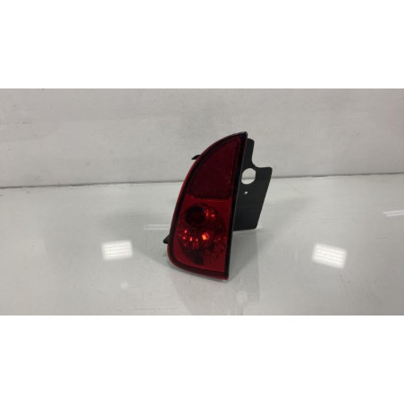Anti brouillard arriere droit RENAULT GRAND ESPACE 4 Photo n°1