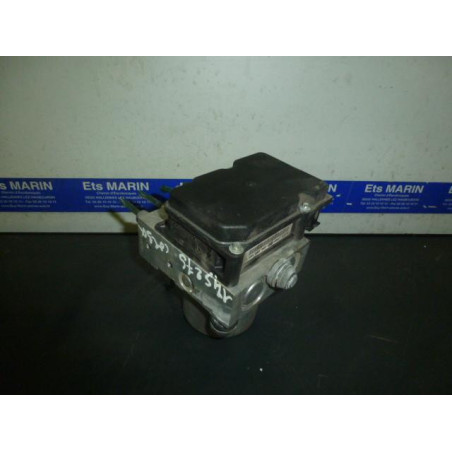 Bloc ABS (freins anti-blocage) OPEL CORSA C Photo n°1