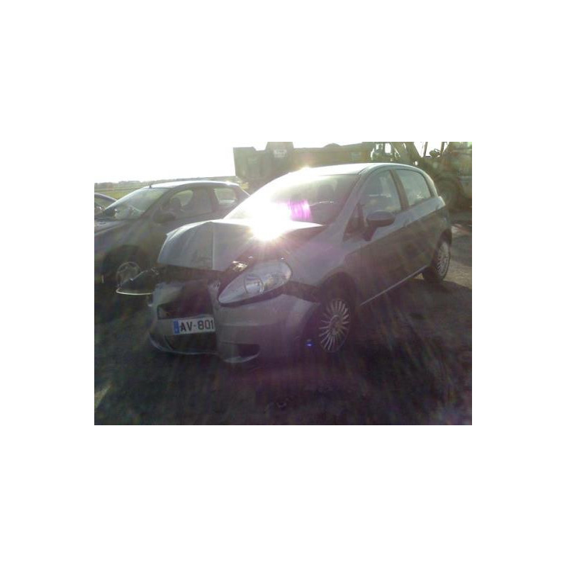 Porte arriere gauche FIAT GRANDE PUNTO Photo n°1