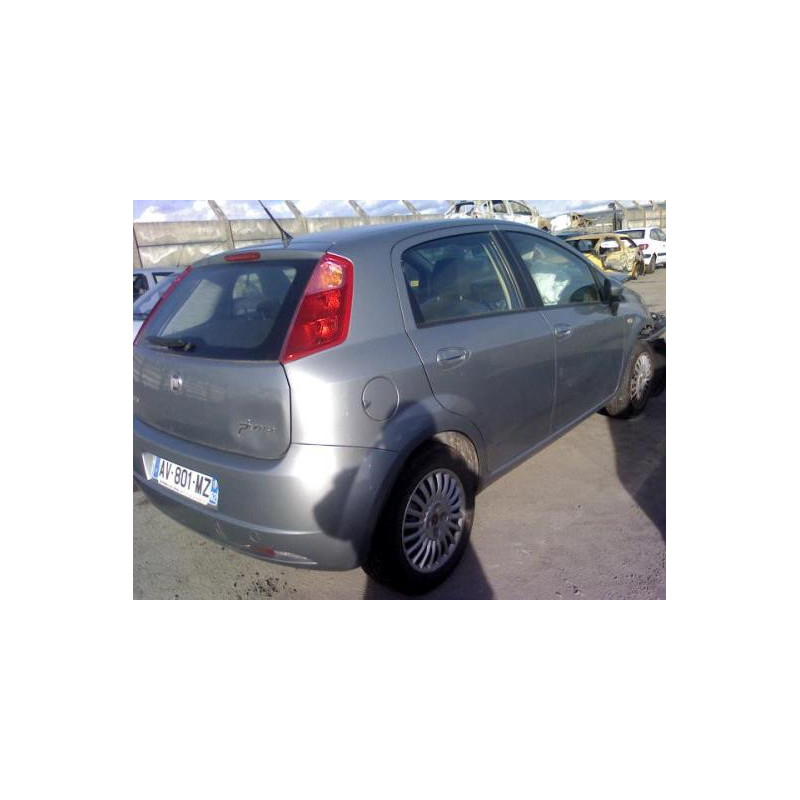 Porte arriere gauche FIAT GRANDE PUNTO Photo n°4