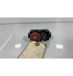 Bouton de warning RENAULT CLIO 3 Photo n°1