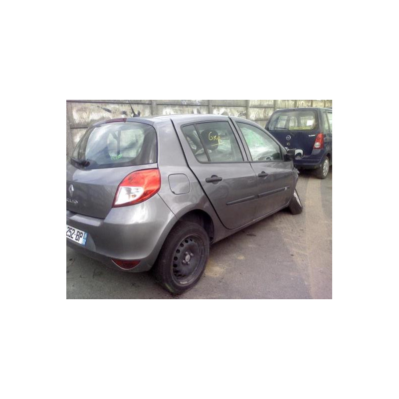 Bouton de warning RENAULT CLIO 3 Photo n°7