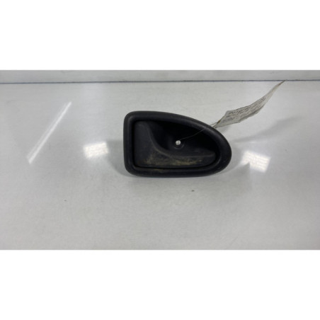 Poignee interieur arriere gauche RENAULT MEGANE 1 Photo n°1