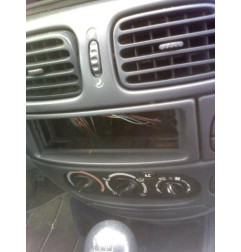 Poignee interieur arriere gauche RENAULT MEGANE 1