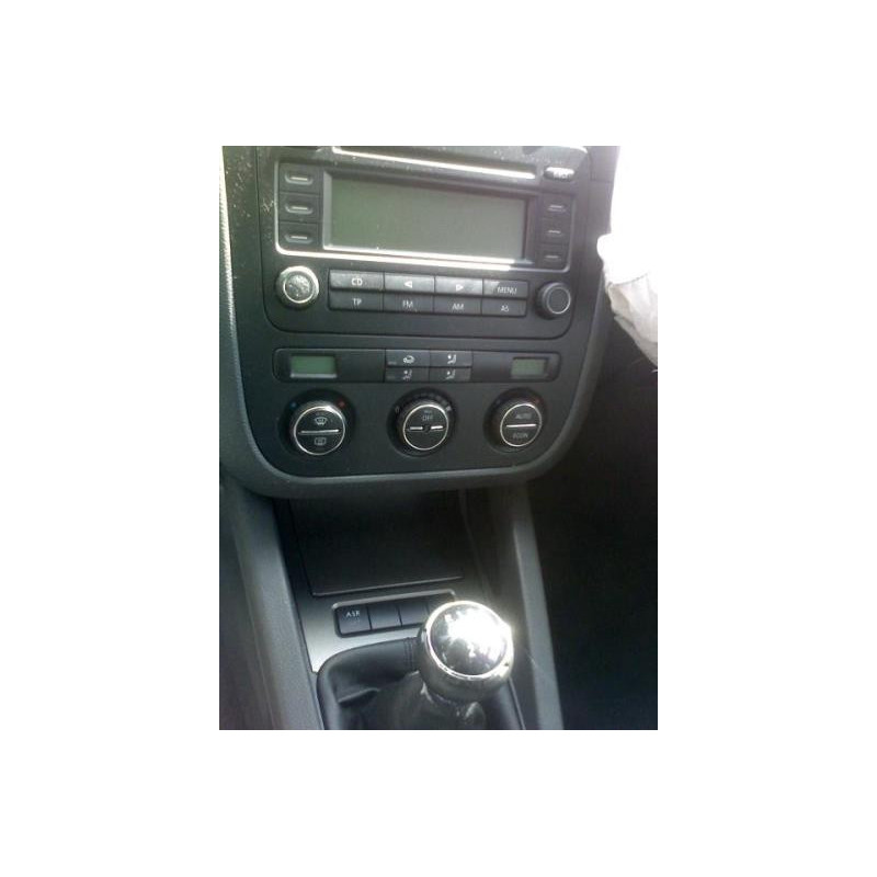 Debitmetre VOLKSWAGEN GOLF 5 Photo n°9
