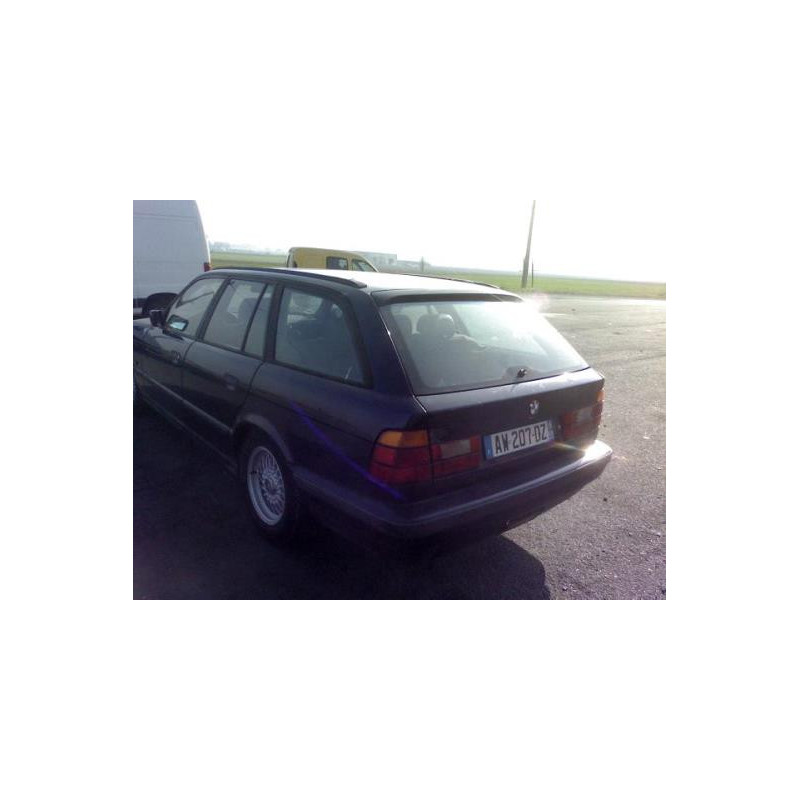 Optique avant secondaire gauche (feux)(clignotant) BMW SERIE 5 E34 Photo n°5