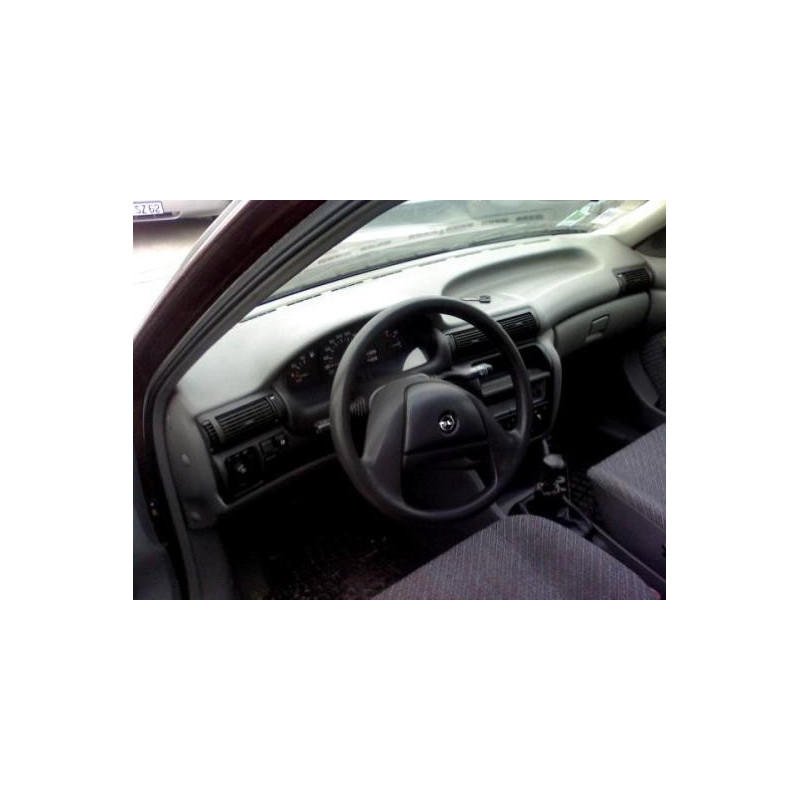 Optique avant secondaire gauche (feux)(clignotant) OPEL ASTRA F Photo n°8