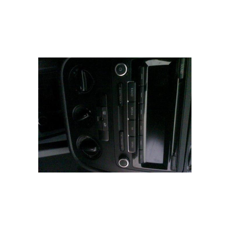 Bouton de warning VOLKSWAGEN GOLF 5 Photo n°10