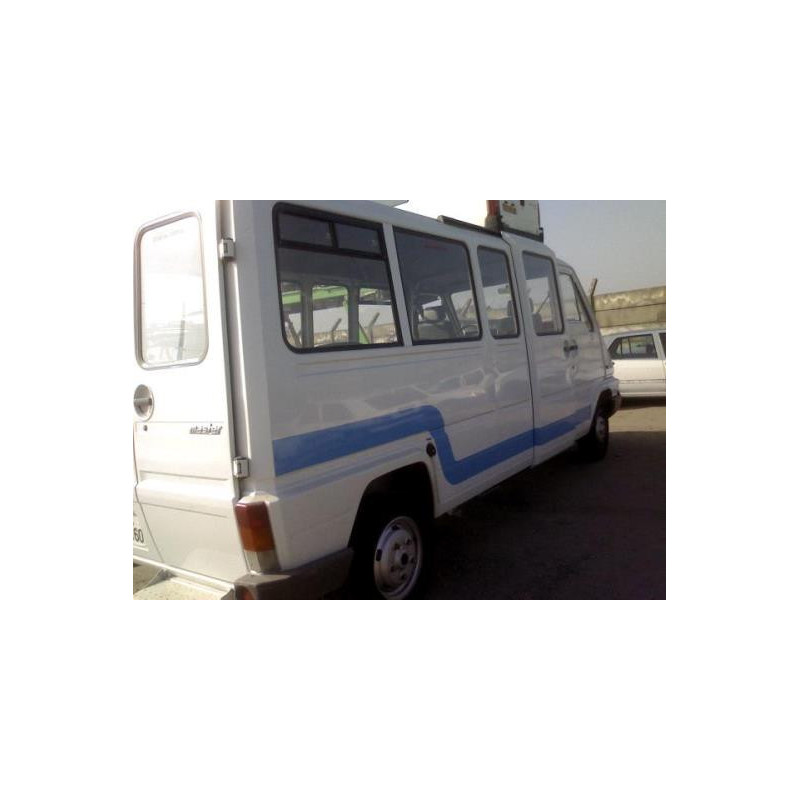 Porte avant droit RENAULT MASTER 1 Photo n°3