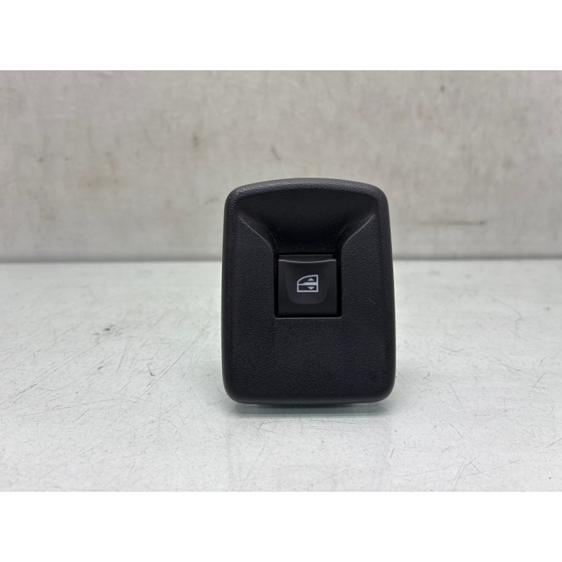 Interrupteur de leve vitre avant droit DACIA SANDERO 2 Photo n°3