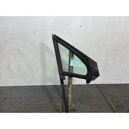 Custode avant gauche (porte) PEUGEOT 208 1