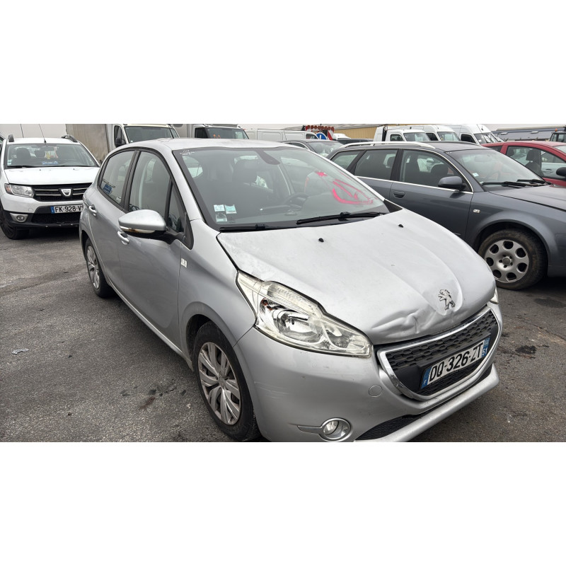 Custode avant gauche (porte) PEUGEOT 208 1 Photo n°13
