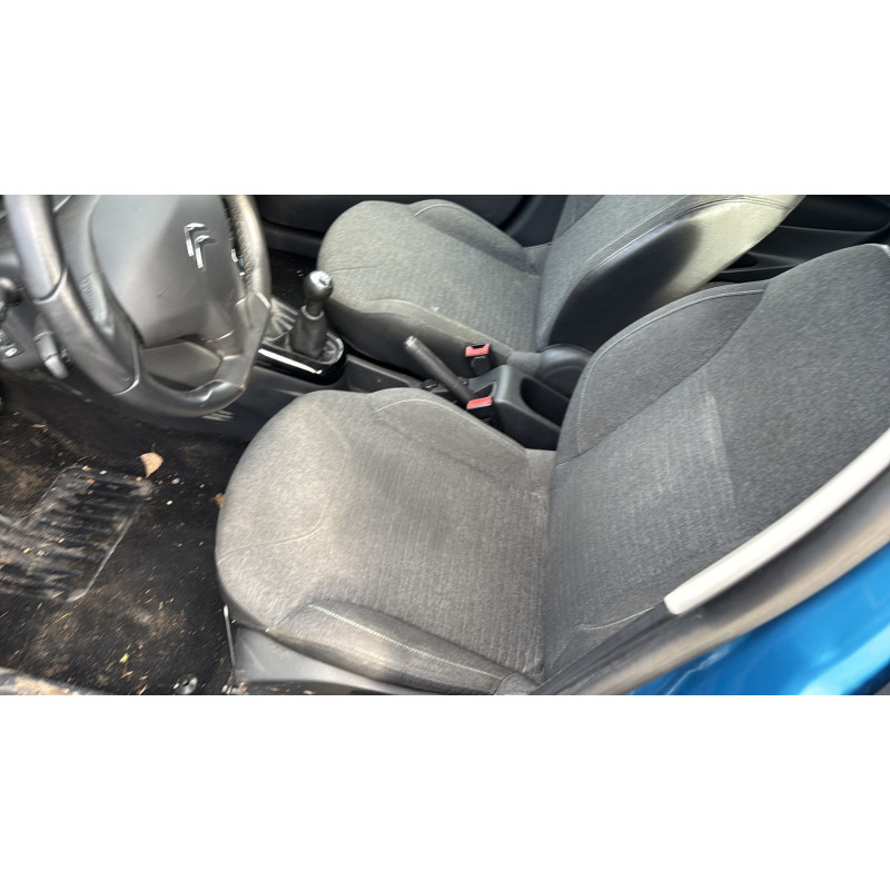 Custode avant gauche (porte) CITROEN C3 2 Photo n°20
