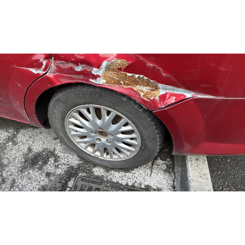 Plage arriere FORD MONDEO 3 Photo n°9