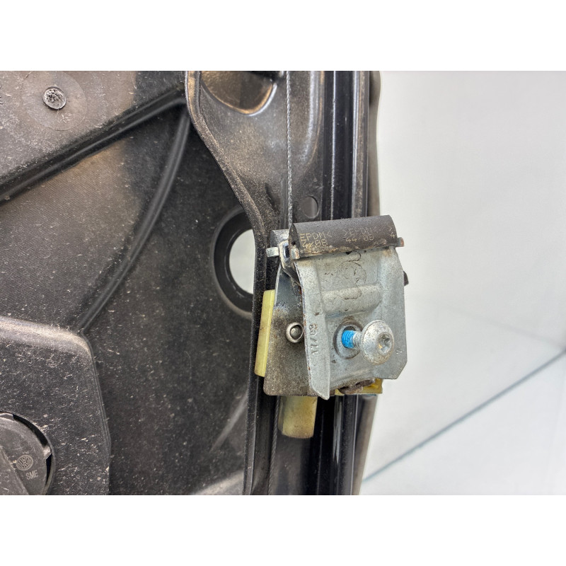 Leve vitre electrique avant gauche VOLKSWAGEN GOLF 6 Photo n°6
