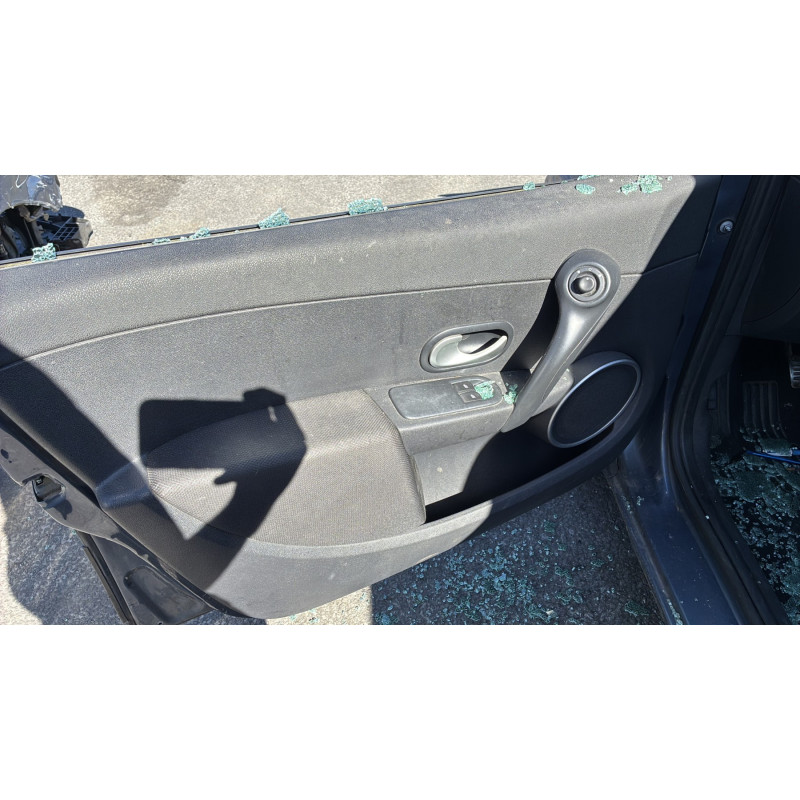 Amortisseur avant droit RENAULT CLIO 3 Photo n°14