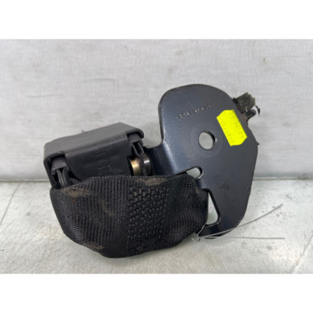 Attache ceinture arriere gauche RENAULT CLIO 2 Photo n°1