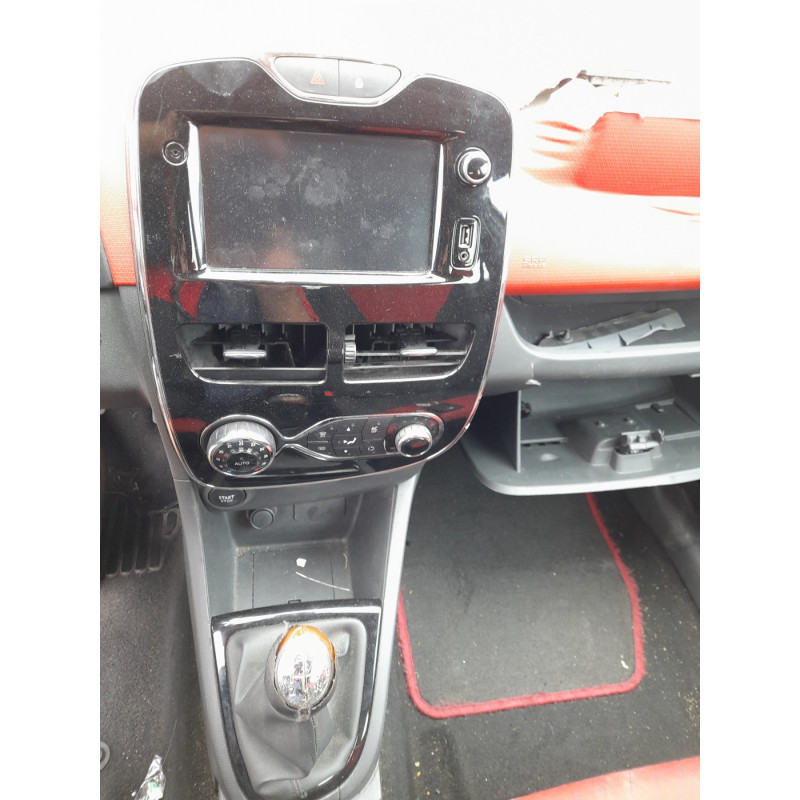 Porte avant gauche RENAULT CLIO 4 Photo n°20