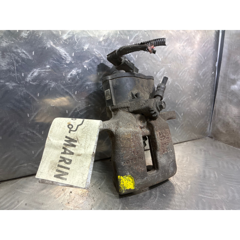 Etrier arriere droit (freinage) VOLKSWAGEN PASSAT 5 Photo n°3