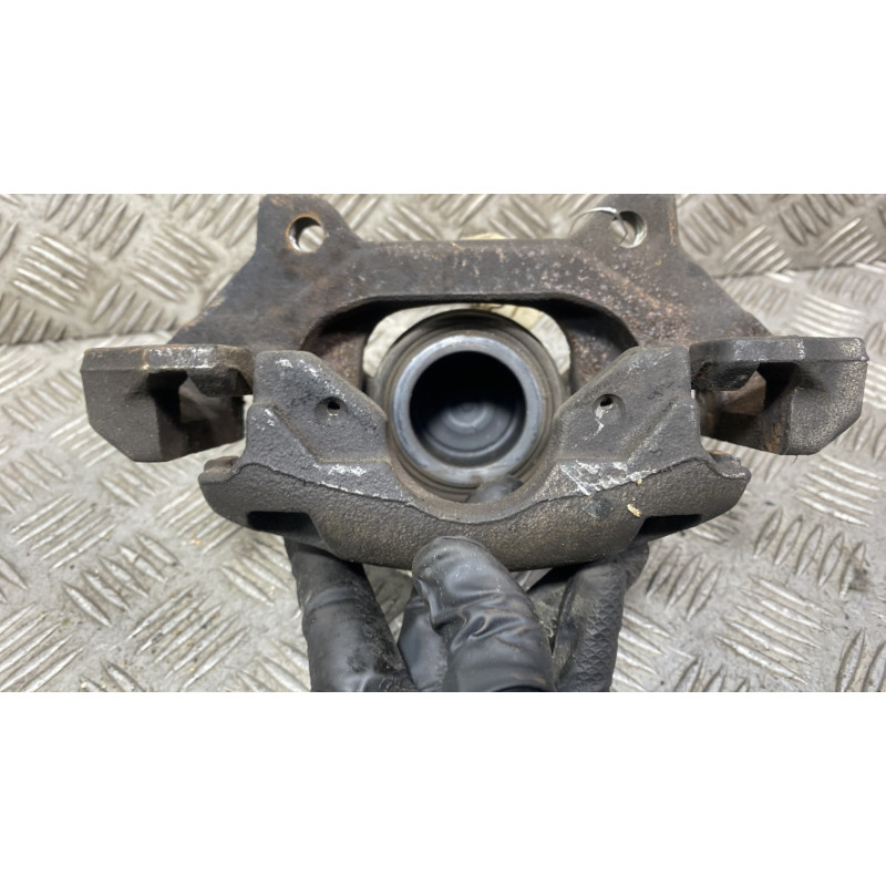 Etrier avant droit (freinage) OPEL CORSA E Photo n°4