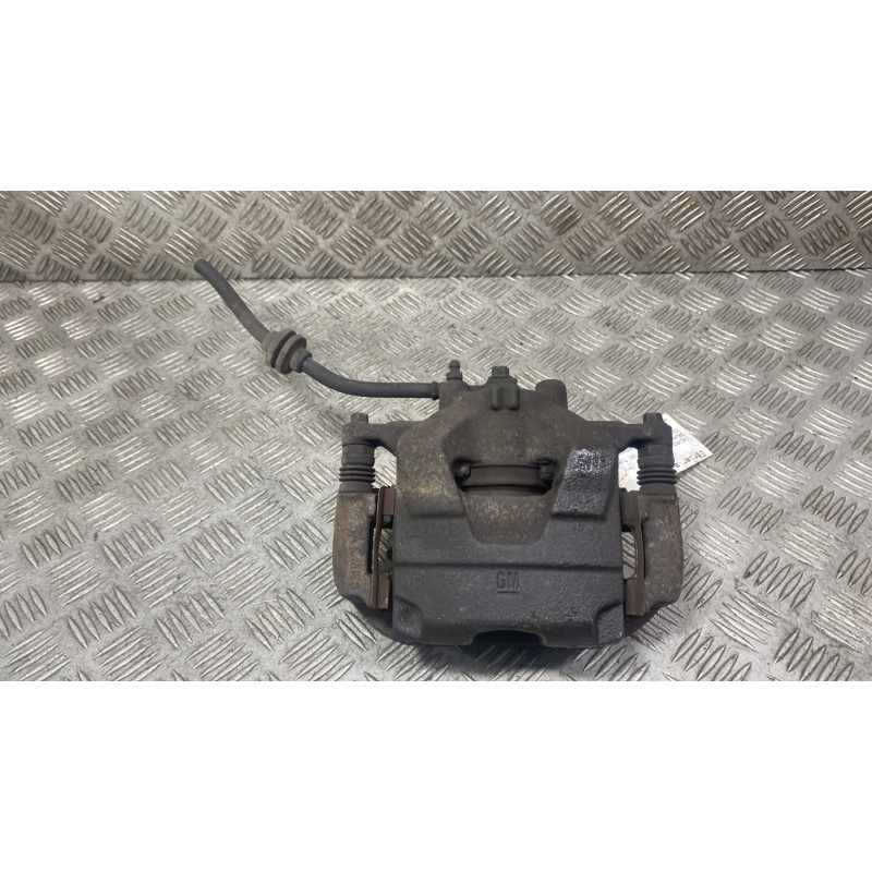 Etrier avant droit (freinage) CHEVROLET ORLANDO Photo n°1