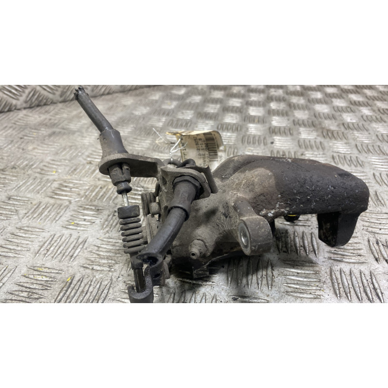 Etrier arriere droit (freinage) VOLKSWAGEN TOURAN 1 Photo n°4