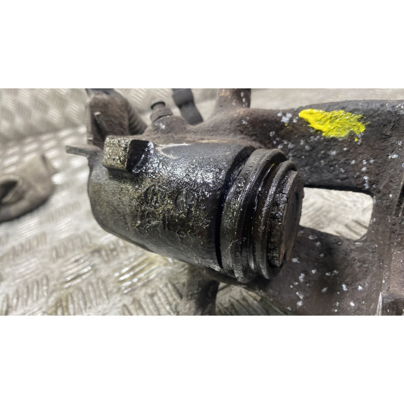 Etrier arriere droit (freinage) VOLKSWAGEN TOURAN 1 Photo n°6