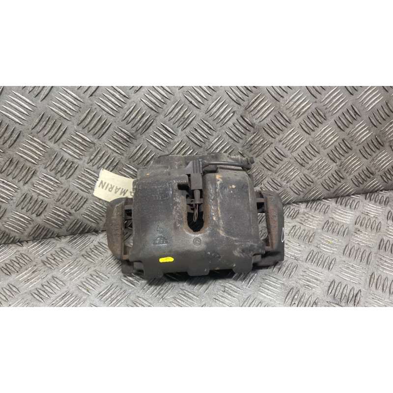 Etrier avant droit (freinage) MERCEDES CLASSE R 251 Photo n°1