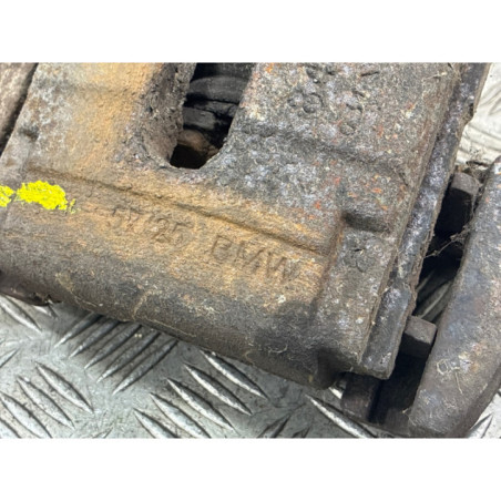 Etrier avant droit (freinage) BMW X3 E83 Photo n°1