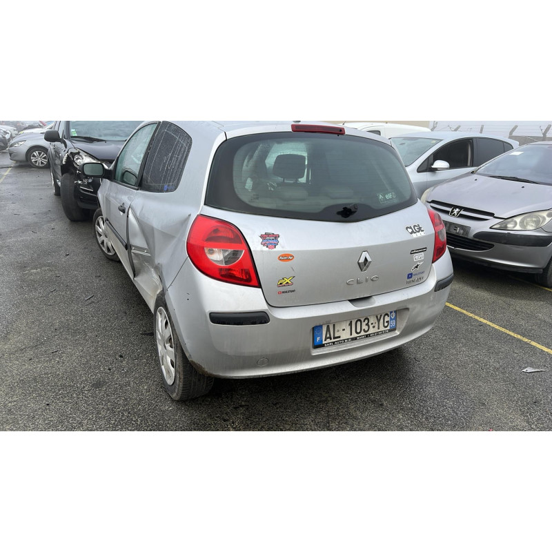 Leve vitre electrique avant droit RENAULT CLIO 3 Photo n°6