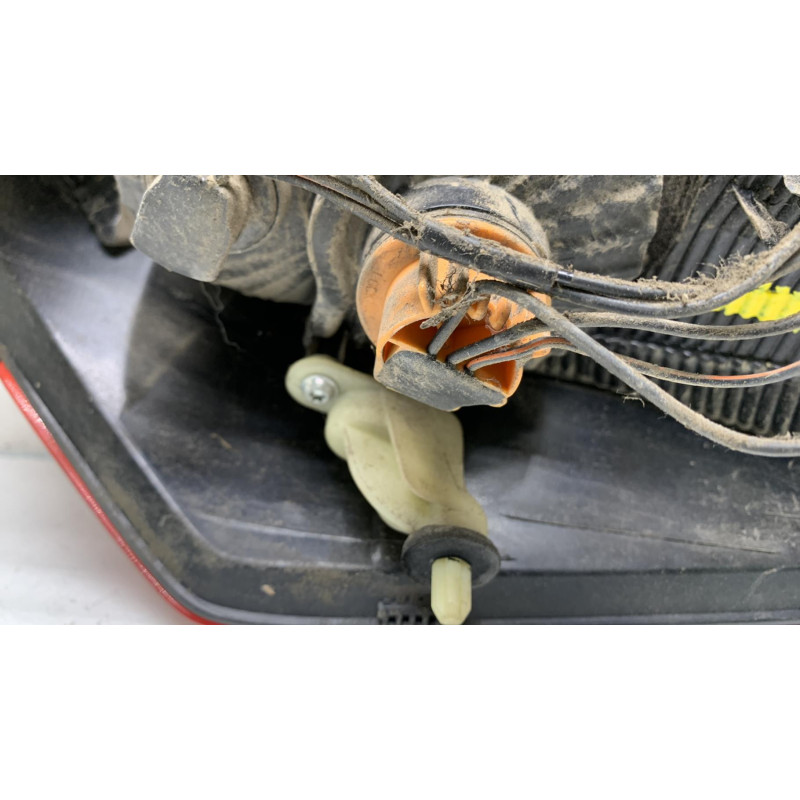 Feu arriere principal gauche (feux) OPEL AGILA B Photo n°6