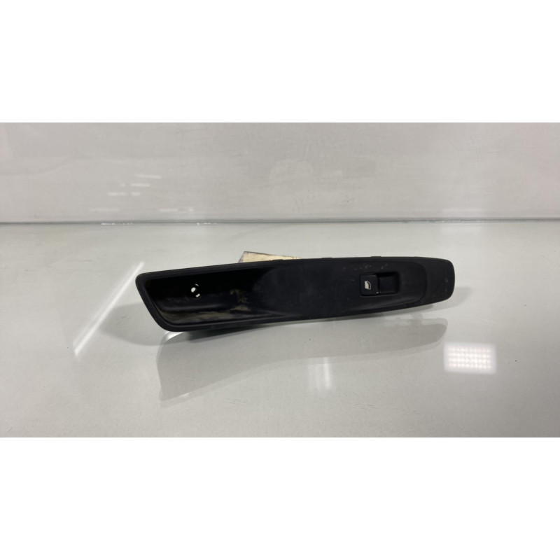 Interrupteur de leve vitre arriere droit OPEL GRANDLAND X 1 Photo n°3