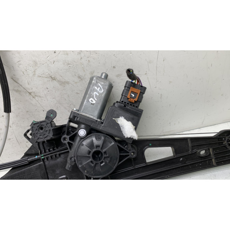 Leve vitre electrique avant droit OPEL GRANDLAND X 1 Photo n°2
