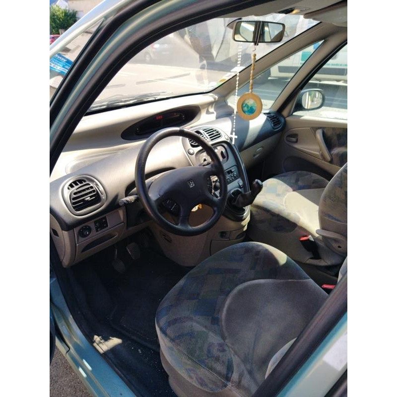 Moteur CITROEN XSARA PICASSO Photo n°5