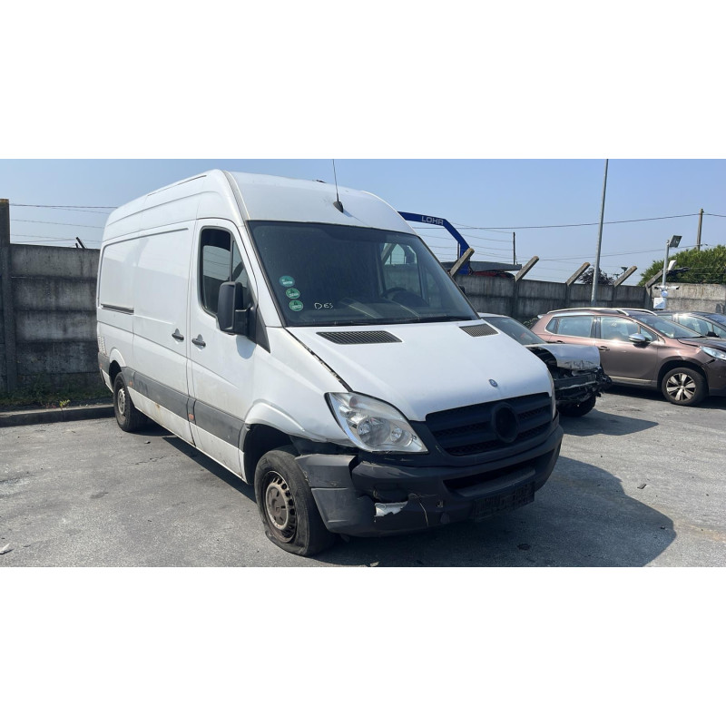 Pompe de direction MERCEDES SPRINTER 2 Photo n°11