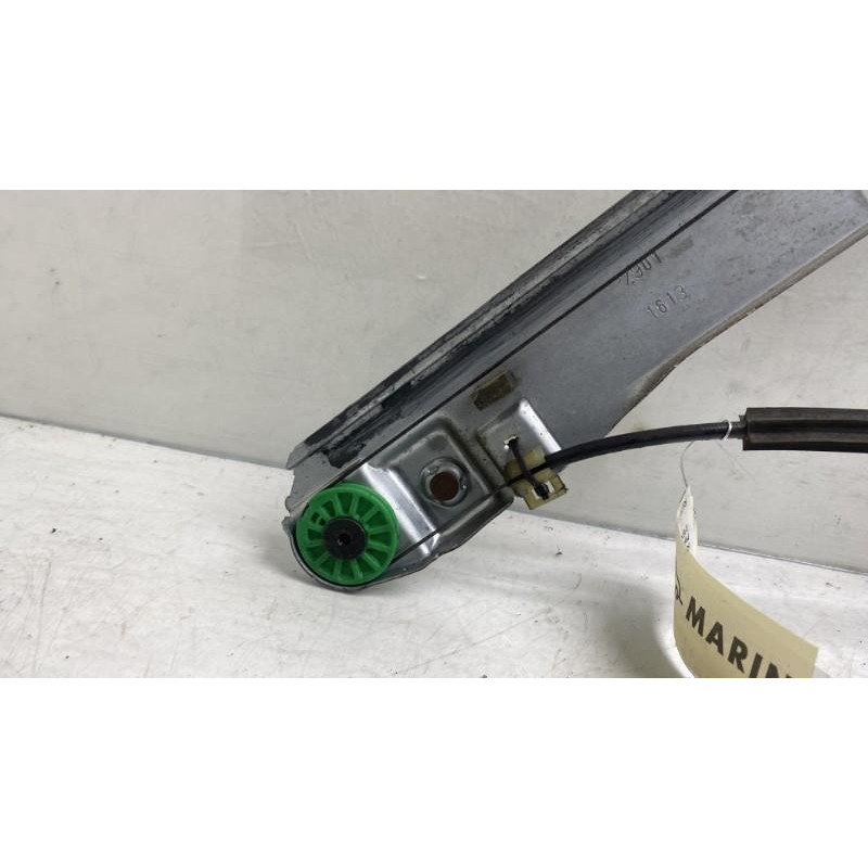 Leve vitre electrique avant droit RENAULT MASTER 3 Photo n°5