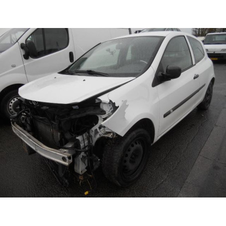 Etrier avant gauche (freinage) RENAULT CLIO 3 Photo n°1
