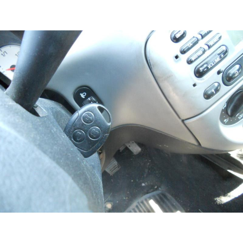 Etrier avant droit (freinage) FORD KA 1 Photo n°10